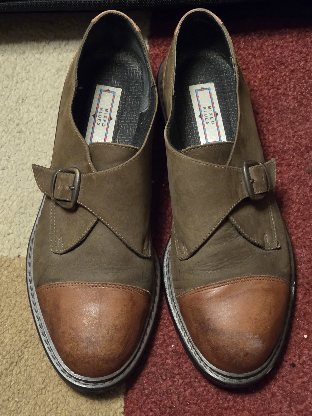 ​Y2K Mixed Blues Leather Buckle Shoes Brown Tan Cap Toe Statement Footwear Sz 9M